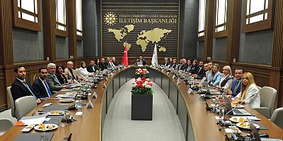 İZMİRLİ 33 GAZETECİYE BASIN KARTI