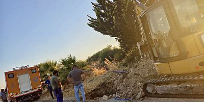 İZSU Çeşme’de: “Sorumluluğumuzda Değil” Dedi, Aynı Bölgede Yeni Hat Çekiyor