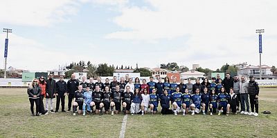 Kadın futbolunda uluslararası dostluk maçı 