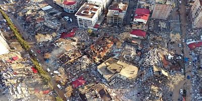 Kıyı Egeli başkanlar depremzede vatandaşlara birer maaşlarını bağışladı