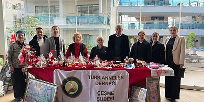 MHP Çeşme İlçe Teşkilatı, Türk Anneler Derneği’nin Yeni Yıl Kermesine Katıldı