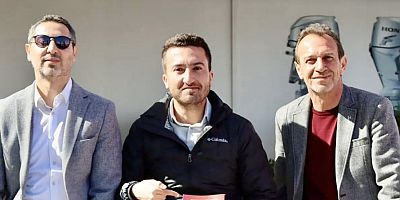 MHP’li Meclis Üyelerinden Çeşme Belediyesi’ne Sert Eleştiri: “Sürekli borçlanma ve taşınmaz satışı ile giderler karşılanıyor. Bu gidişle iflas kaçınılmaz”
