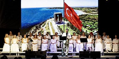 Müzeyyen Senar, Vefatının 10. Yılında Çeşme’de Unutulmaz Bir Geceyle Anıldı