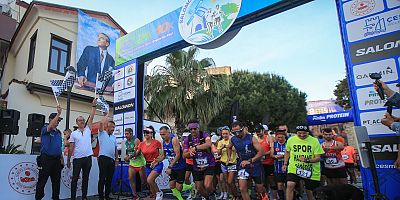 Salomon Çeşme Maratonu’nda Ödüller Sahiplerini Buldu 
