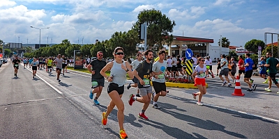 Salomon Çeşme Yarı Maratonu Ege’nin ritmini koşuya taşıyacak  
