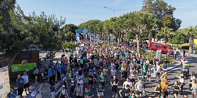 Salomon Çeşme Yarı Maratonu’nda ödüller sahiplerini buldu