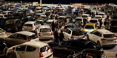 Santorini Adası’ndan ‘Deprem Göçü’: 11 Binden Fazla Kişi Adayı Terk Etti