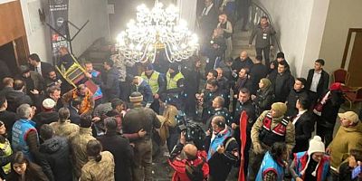  Sarıkamış'taki gala gösteriminde otel tavanı çöktü: 10 yaralı