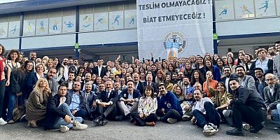 Sefa Yılmaz İzmir Barosu başkanlığına yeniden seçildi!