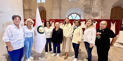 Türk Anneler Derneği Çeşme Şubesi’nden Eğitime Anlamlı Destek