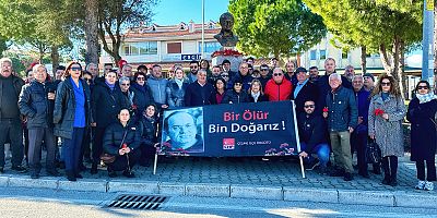 Uğur Mumcu Çeşme'de Anıldı