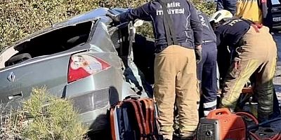 Urla’da trafik kazası 1' i ağır 5 kişi yaralandı 