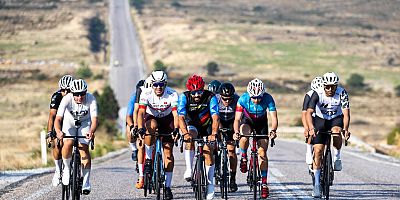 Veloturk Gran Fondo Çeşme’de 10’uncu yılın kazananları belli oldu