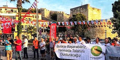 Yarımada Talanını Durdur Koordinasyonu Çeşme Projesi’ne karşı bir basın açıklaması yaptı