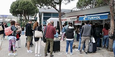 Yunan adalarına geçişte Çeşme ilk sırada: 7 ayda 137 bin Türk ziyaretçi!