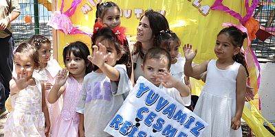 “Yuvamız Çeşme”de Yıl Sonu Töreni Gerçekleştirildi