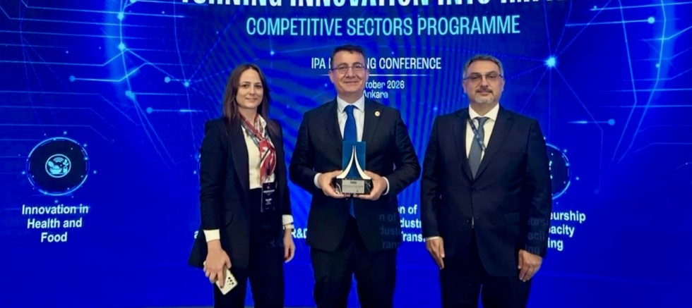 Teknopark İzmir ve İYTE’ye “Üstün Proje Ödülü”
